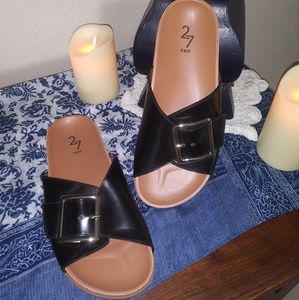 27 Edit by Naturalizer Sandal Wedge Size 11M New without tag